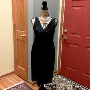 R&M Richards Black Evening dress size 6